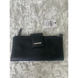 MUNDI Black Leather Wallet NWT Card Slots Zip Closure 7.5 x 3.5"